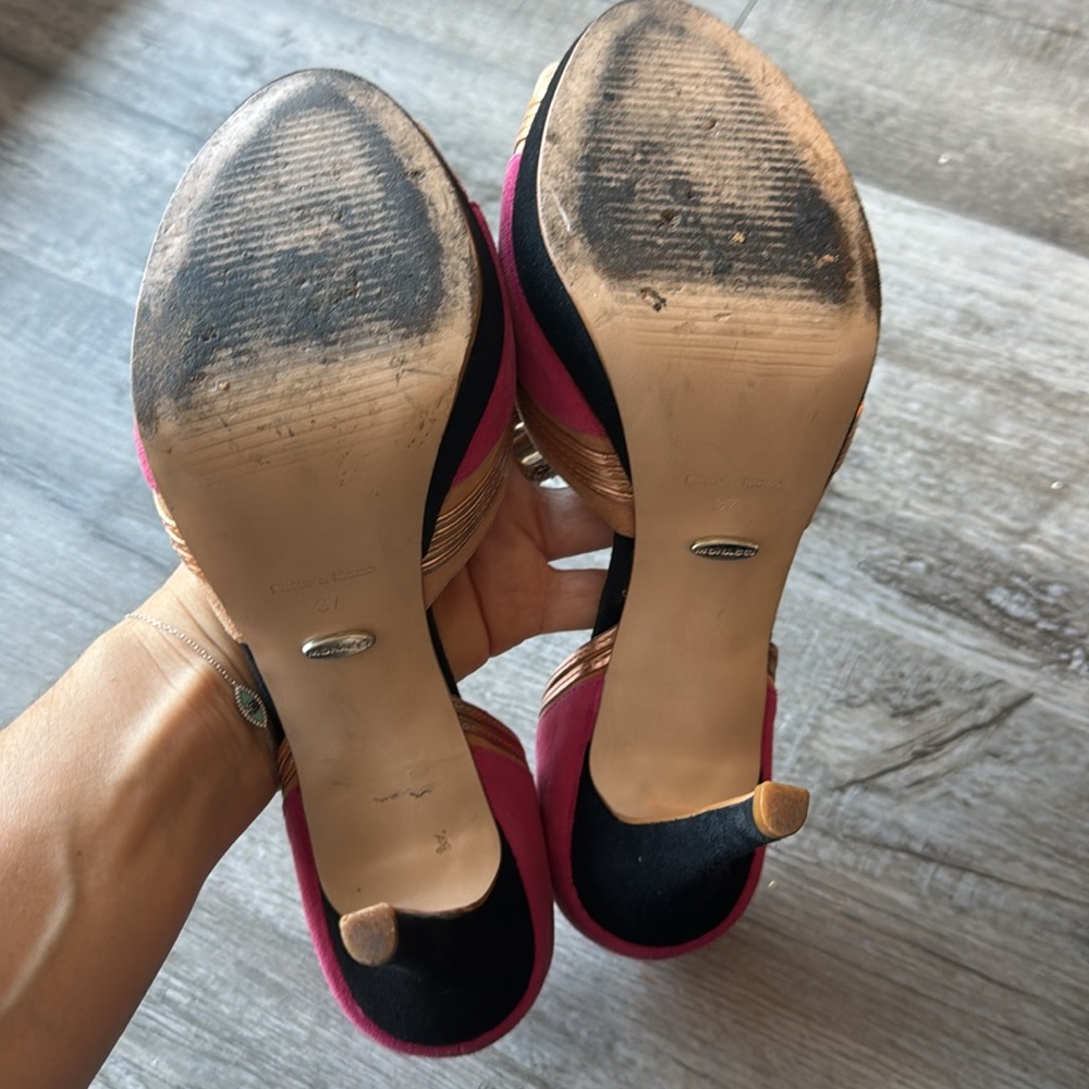Imported from Brazil, Rose Gold, Pink& Black Suede, Open Toed Pumps - Picture 6 of 6